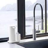 simplehuman Bijeli metalni automatski držač za deterdžente – | shoptok.hr