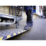 Tesa Protizdrsni trak, črn/rumen Tesa (15 m : 50 mm) | Shoptok.si