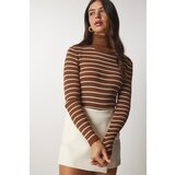  Sweater as Brown Cene