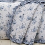 Catherine Lansfield Bijeli/plavi prošiven prekrivač 220x230 cm Lucie Floral Frill – | shoptok.hr