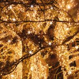  Božićne LED lampice s efektom treperenja 1000 LED toplo bijela + hladno bijela | shoptok.hr