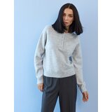 Sinsay Debeli pulover s ukrasnim gumbima i dodatkom vune | shoptok.hr