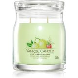 Yankee Candle Iced Berry Lemonade dišeča sveča Signature 368 g | Shoptok.si