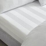 Catherine Lansfield Bijela satenska plahta s gumom 185x200 cm So Soft Satin Stripe &amp;ndash; Slike