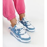 D/CEO White trainers Justar | Shoptok.si