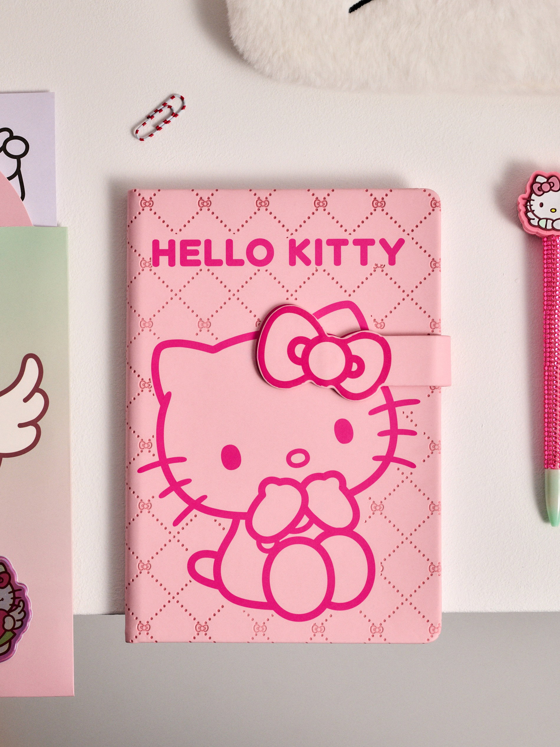 Sinsay Bilježnica A5 s crtama Hello Kitty | shoptok.hr