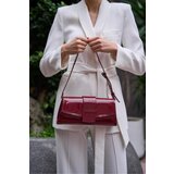 Madamra Women's Burgundy Patent Leather Diana Rectangle Clamshell Bag - | ePonuda.com
