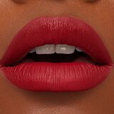 MAC Cosmetics M·A·Cximal Silky Matte Lipstick matirajoča šminka odtenek Russian Red 3,5 g | Shoptok.si