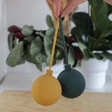 Petite&Mars Silikonska škatlica za dudo, Misty Green | Shoptok.si