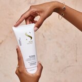 Alfaparf Semi Di Lino Diamond llluminating posvjetljujući regenerator za normalnu kosu 200 ml za žene | shoptok.hr
