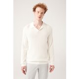 Avva Men's White Buttonless Polo Collar Textured Rayon Standard Fit Regular Cut Knitwear Cene