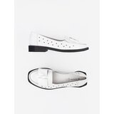 GOODIN White shoes with holes and a bow | Shoptok.si