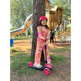 Cool Wheels Trotinet Twist Scooter svetleći sa 3 točka do 40kg roze | Eponuda.com