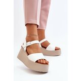 Kesi Women's wedge sandals white Geferia Cene