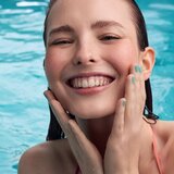 Essence Disney The Little Mermaid olje za ustnice za bleščeč sijaj odtenek 01 You Can Swim With Us 4 ml | Shoptok.si