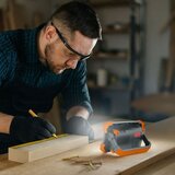 solight WM-10W-RE - Punjivi LED reflektor LED/10W/3,7V 4400 mAh | Eponuda.com