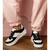 D/CEO marka niezdefiniowana Black sports sneakers on Luneta platform | Shoptok.si