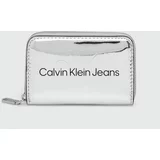 Calvin Klein Jeans Denarnica ženski, srebrna barva