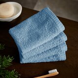 Catherine Lansfield Modre hitro sušeče bombažne brisače v kompletu 4 ks 30x30 cm Quick Dry – | Shoptok.si