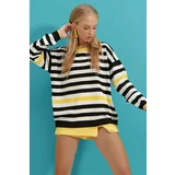 Trend Alaçatı Stili Women's Yellow Crewneck Striped Oversized Knitwear Blouse