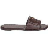 Coach Natikači HOLLY QUILTED LEATHER SANDAL Kostanjeva | Shoptok.si