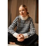 Marisse Black And White Turtleneck Sweater Cijene