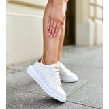 Gemre White sneakers on a thick sole Ivalu | ePonuda.com