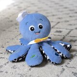 BABY EINSTEIN Octoplush™ glasbena igrača 3m+ 1 kos | Shoptok.si