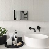 REA Bath Lungo skrita pipa črna + škatla Cene