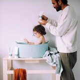Naif Baby & Kids Hydrating Cream Wash vlažilna krema za prhanje za otroke od rojstva 200 ml | Shoptok.si