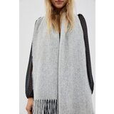 Marisse Plain scarf with fringes | Shoptok.si