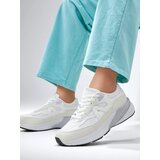 Resti Women's sports sneakers on a thicker sole Moderax | shoptok.hr