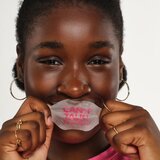 Essence LIP SHEET maska iz platna za ustnice 01 CAN`T TALK! 1 kos | Shoptok.si