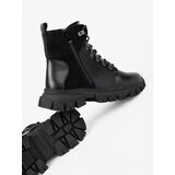 Sergio Leone Black ankle boots with chunky sole and zipper | ePonuda.com