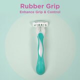 Wilkinson Sword Quattro for Women My Intuition Smooth brivniki za enkratno uporabo Aloe and Vitamin E 3 kos | Shoptok.si