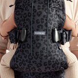 BabyBjörn® ergonomska nosiljka one air mesh anthracite/leopard | shoptok.hr