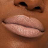 MAC Cosmetics MACximal Sleek Satin Lipstick kremasta vlažilna šminka odtenek Myth 3,5 g | Shoptok.si