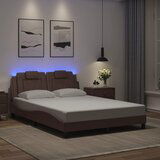 Maison Chic Posteljni okvir - Dvoposteljna postelja - Zakonska postelja z LED lučkami rjav 140x200 cm umetno usnje, (21695003) | Shoptok.si