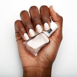 Essie gel couture lak za nohte odtenek 136 first fitting 13,5 ml | Shoptok.si