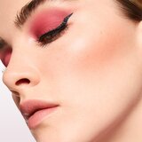 Lancôme Idôle Tint tekoče senčilo za oči odtenek 07 Earth Red 9 ml | Shoptok.si