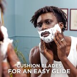 Wilkinson Sword Sensitive Shave Foam pjena za brijanje za muškarce 200 ml | shoptok.hr