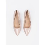GOODIN Beige patent pumps on a heel | Shoptok.si