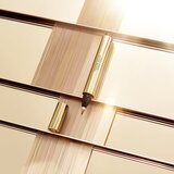 Yves Saint Laurent Touche Éclat Radiant Touch highlighter u olovci za sve tipove kože nijansa 1,5 Soie Lumière / Luminous Silk 2,5 ml | shoptok.hr