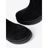 Shelvt Women's black boots with a massive sole | Shoptok.si