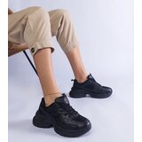 Gemre Black sneakers on a chunky sole Adoma | Shoptok.si