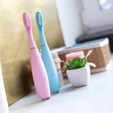 Foreo Issa™ 3 silikonska sonična četkica za zube Mint | shoptok.hr