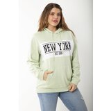 Şans Women's Plus Size Green Inner Raising Print And Hood Detail Kangaroo Pocket Sweatshirt Cene