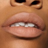 MAC Cosmetics Powder Kiss Hazy Matte matirajoča šminka odtenek Off The Market 3.5 g | Shoptok.si