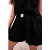 Kesi Włoski Women's butter set with a sleeveless blouse and wide-leg shorts black | shoptok.hr