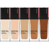 Shiseido Synchro Skin Radiant Lifting Foundation posvetlitveni lifting tekoči puder SPF 30 odtenek 220 Linen 30 ml | Shoptok.si